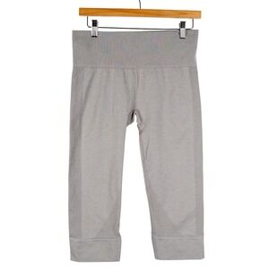 Lululemon Leggings Cropped Grey Size 8 High Waist Yoga Workout Pants, No tags